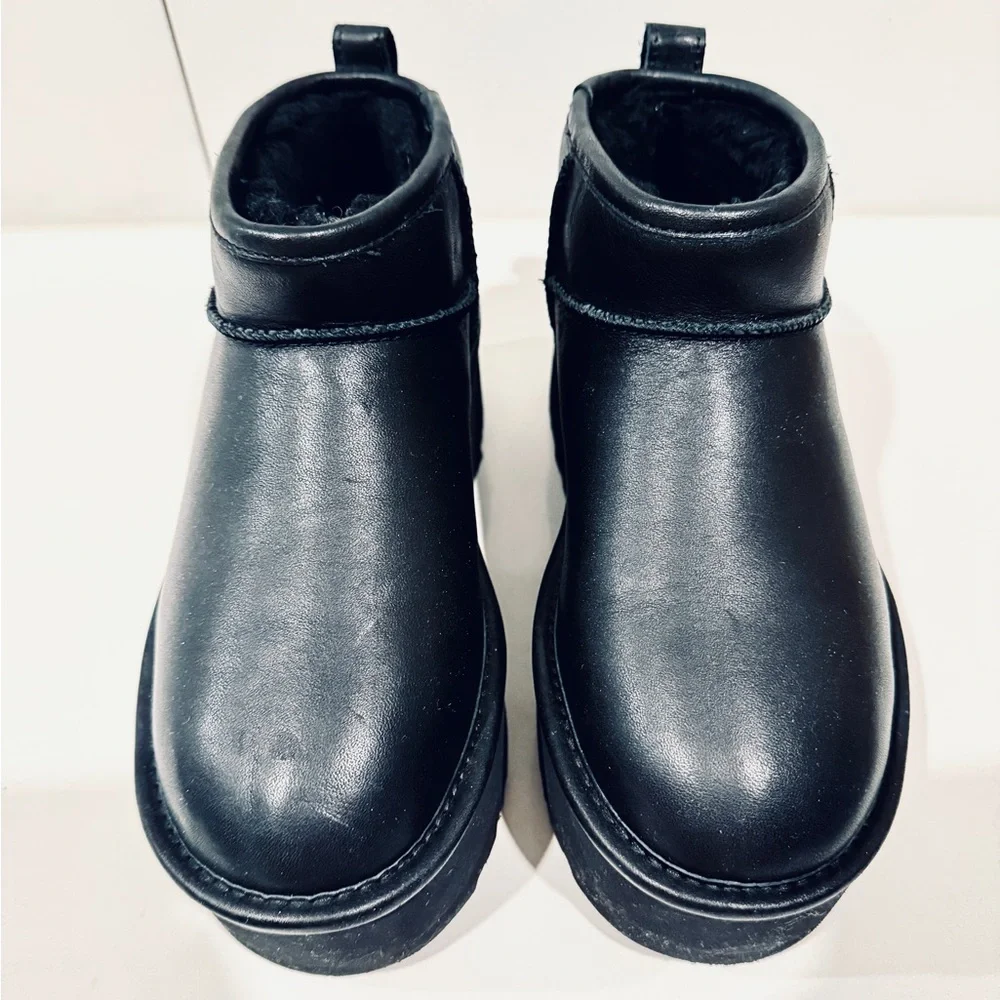 UGG WOMEN'S ULTRA MINI PLATFORM LEATHER SHEARLING LINED ANKLE BOOTS BLACK size 6 - Picture 6 of 14